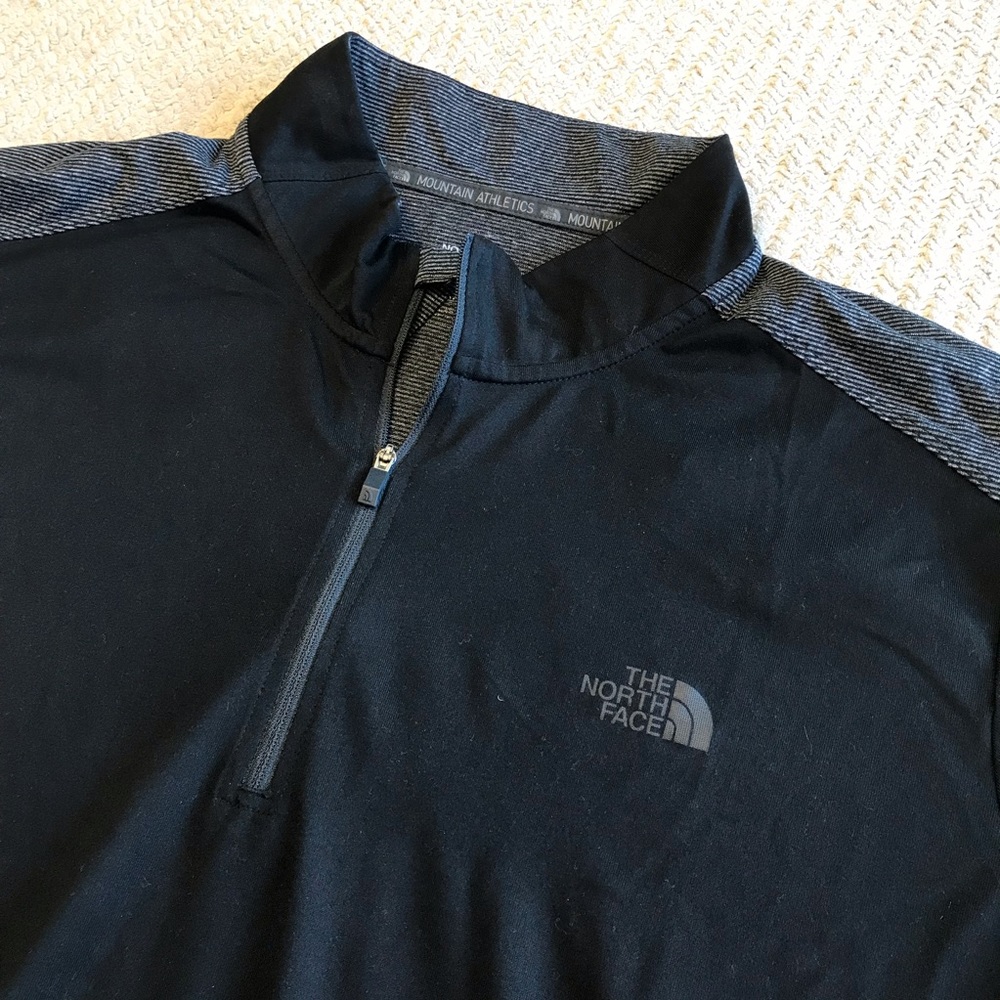 The North Face quarter zip pull over